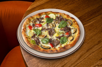 Пицца с говядиной